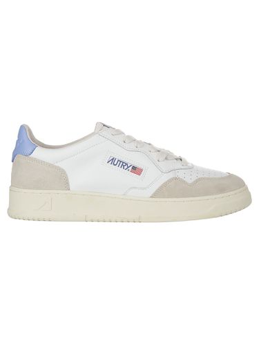 Medalist Low White Sneakers With Suede Inserts And Contrasting Heel Tab In Leather Man - Autry - Modalova