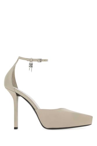 Givenchy Sand Leather G-lock Pumps - Givenchy - Modalova