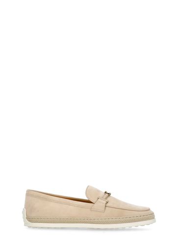 Suede Loafers With Metal Chain Detail - Tod's - Modalova