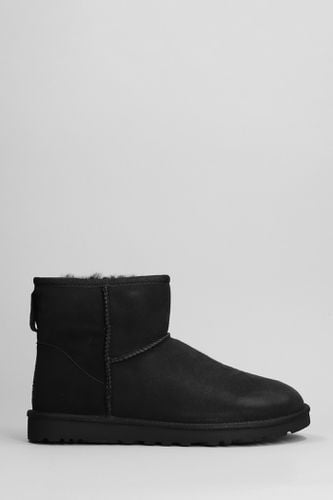 Classic Mini Low Heels Ankle Boots In Suede - UGG - Modalova