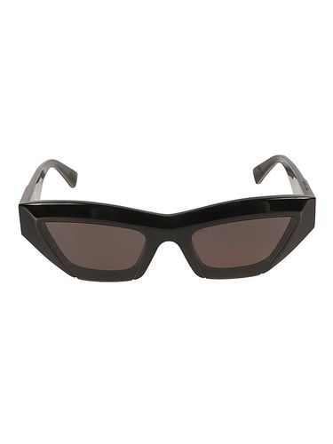 Cat Eye Frame Sunglasses - Bottega Veneta Eyewear - Modalova