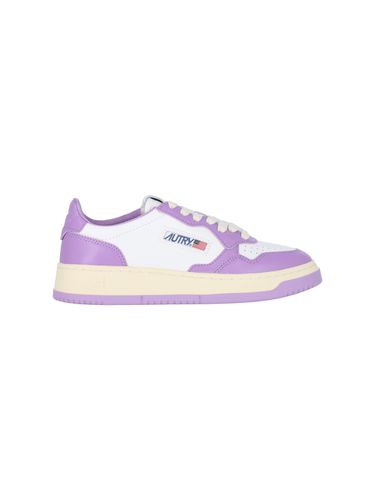Medialist Low Sneakers In White/purple Two-tone Leather - Autry - Modalova