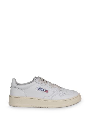 Autry Medalist Low Sneakers - Autry - Modalova