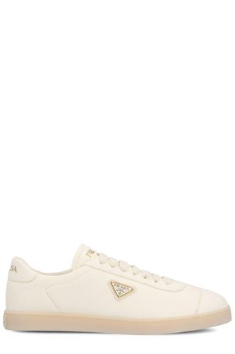 Triangle Logo Plaque Low-top Sneakers - Prada - Modalova