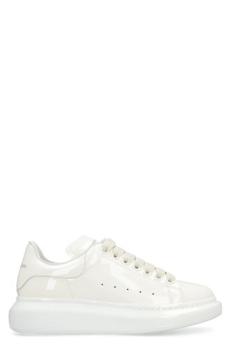 Larry Patent Leather Sneakers - Alexander McQueen - Modalova