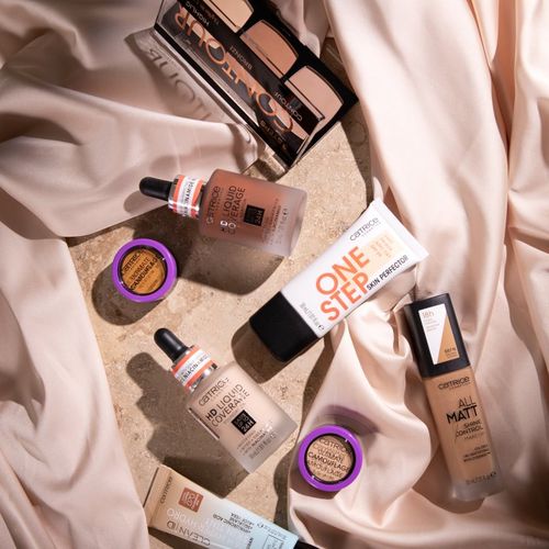 HD Liquid Coverage maquillaje tono 082 Warm Caramel 30 ml - Catrice - Modalova
