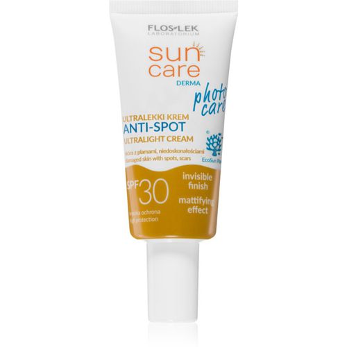 Sun Care Derma Photo Care crema protettiva leggera viso per pelli con imperfezioni SPF 30 30 ml - FlosLek Laboratorium - Modalova