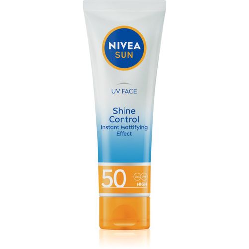 SUN UV FACE crema viso leggera effetto matte solare SPF 50 50 ml - Nivea - Modalova