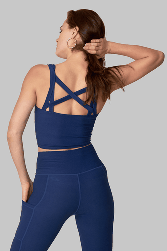 Onyx Pyramid Top – Wolven
