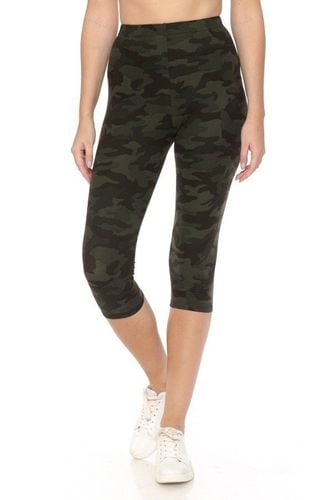 Multi-color Print, Cropped Capri Leggings In A Fitted Style With A Banded High Waist - KandyKouture - Modalova