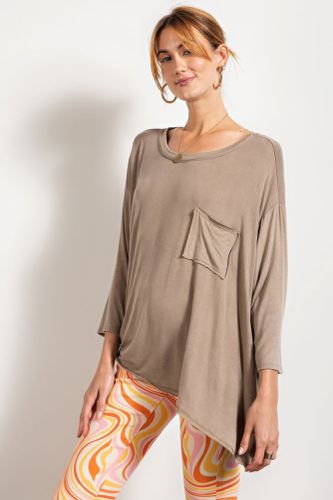 Rounded Neckline 3/4 Sleeves Washed Top - KandyKouture - Modalova