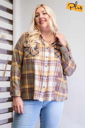 Plaid Mix Button Down Shirt - KandyKouture - Modalova