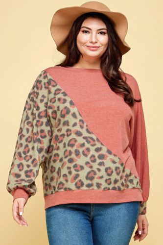 Plus Size Cute Animal French Terry Brush Contrast Print Pullover - KandyKouture - Modalova