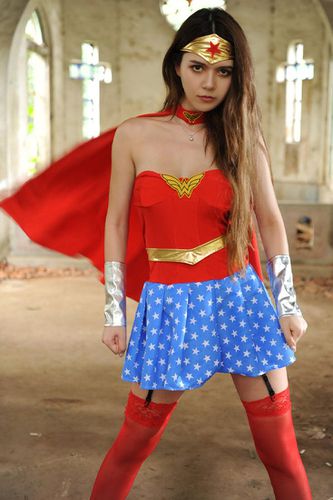 Red Blue Gold Woman Of Wonder Costume - AMIClubwear - Modalova