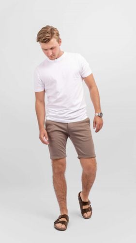 Performance Shorts - Walnuss - Mann - TeeShoppen - Modalova