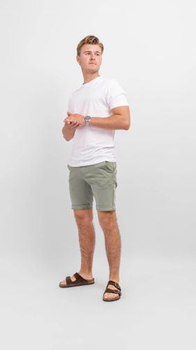 Performance Shorts - Olive - Mann - TeeShoppen - Modalova