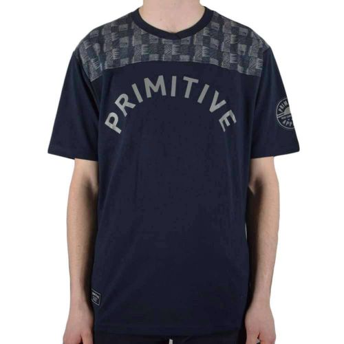 Arch Soccer Jersey T-Shirt in Midnight - Primitive - Modalova