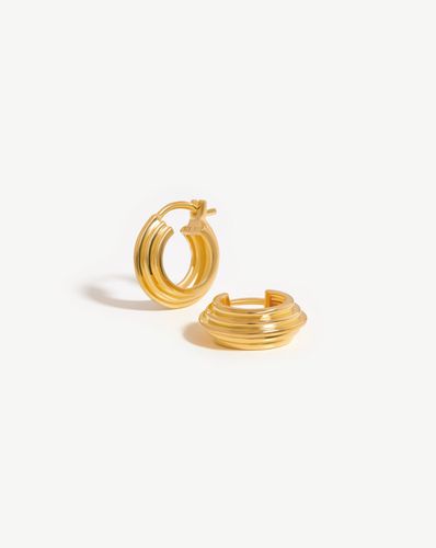 Lucy Williams Small Ridge Hoop Earrings - Missoma - Modalova