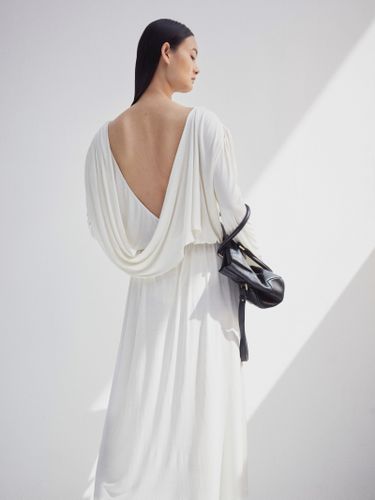 Muay Dress in Whisper White - NinetyPercent - Modalova
