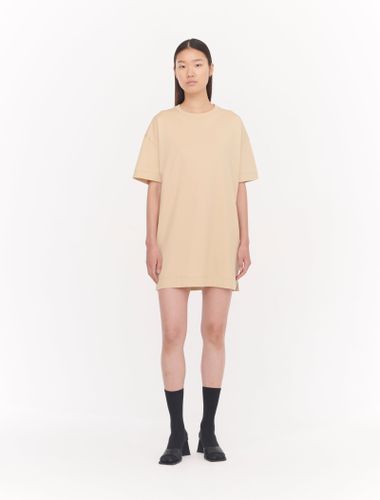 Natalie T-Shirt Dress in Warm Sand - NinetyPercent - Modalova