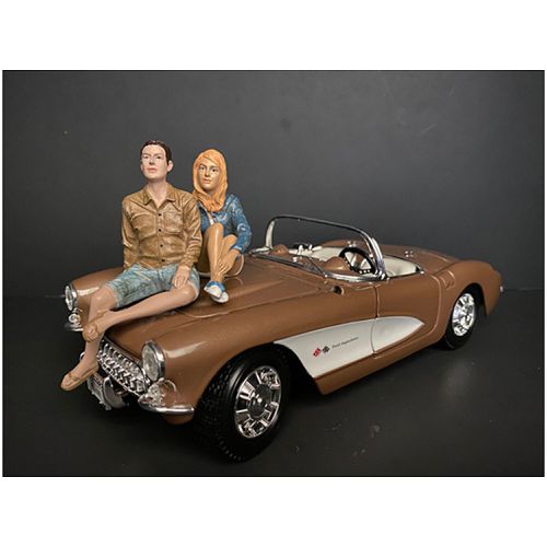 Figurine Set - Seated Couple Release III, 2 Piece for 1/24 Models - American Diorama - Modalova
