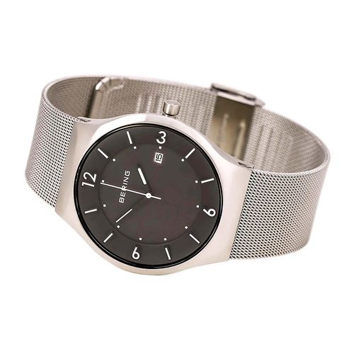 Men's Solar Black Dial Milanese Steel Mesh Bracelet Watch - Bering - Modalova
