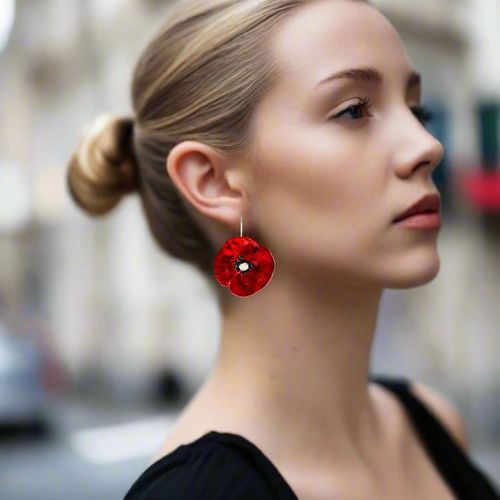 Silver Big Red Poppy Flower Short Drop Earrings - Anna Stypsianou - Modalova