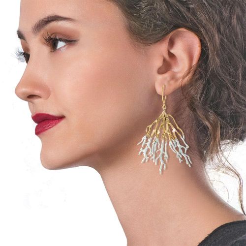 Gold Plated White Long Coral Earrings IAnthos - Tina Kotsoni - Modalova