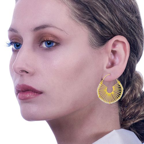 Gold Earrings With Pearls Waves - Georgia Charal - Modalova