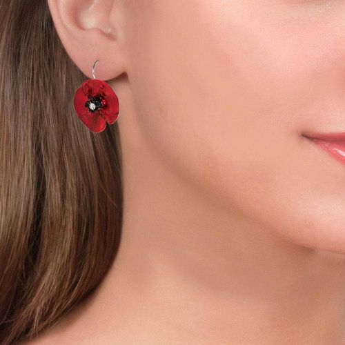 Silver Big Red Poppy Flower Short Drop Earrings - Anna Stypsianou - Modalova