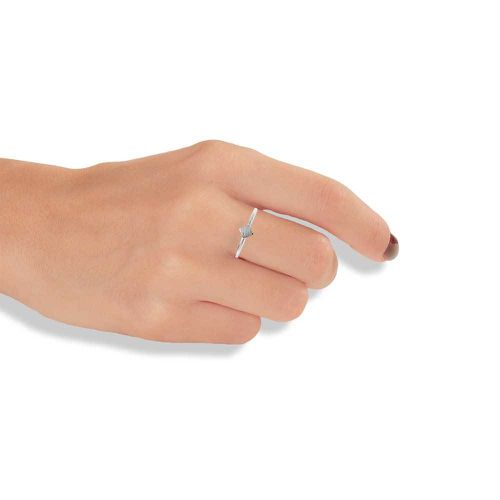 Handmade Silver Thin Ring With Small Square - Topology - Modalova