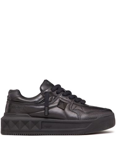 One Stud Xl Leather Sneakers - Valentino Garavani - Modalova