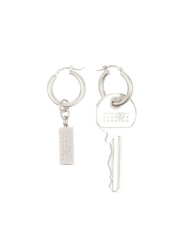 Tag And Key Earrings - MM6 Maison Margiela - Modalova