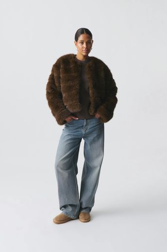 Faux fur short jacket - Gina Tricot - Modalova