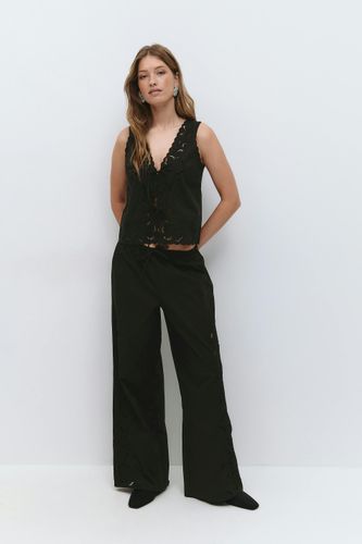 - Embroidery poplin trousers - Weite hosen - Schwarz - XL - Dame - Gina Tricot - Modalova