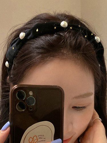 Fashion Women's Hair Accessories Vintage Artificial Pearl Golden Embellishment Velvet Hoop Headband - DressLily.com - Modalova