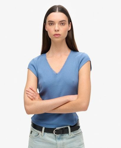 Women's Athletic Essentials Lace Trim V-Neck Top Blue / Wedgewood Blue - Size: 10-12 - Superdry - Modalova