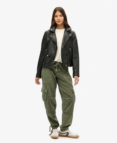 Women's Lightweight Beach Cargo Pants Green / Military Duck Green - Size: 26 - Superdry - Modalova