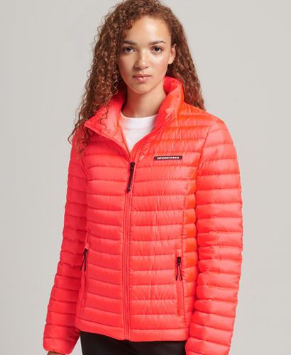 Women's Tech Core Down Jacket Cream / Hyper Fire Coral - Size: 10 - Superdry - Modalova