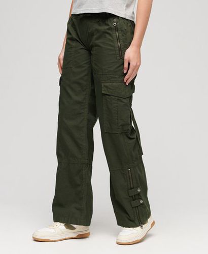 Women's Low Rise Wide Leg Cargo Pants Green / Surplus Goods Olive Green - Size: 26 - Superdry - Modalova