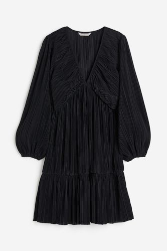 Plissiertes Jerseykleid Schwarz, Alltagskleider in Größe XL. Farbe: - H&M - Modalova