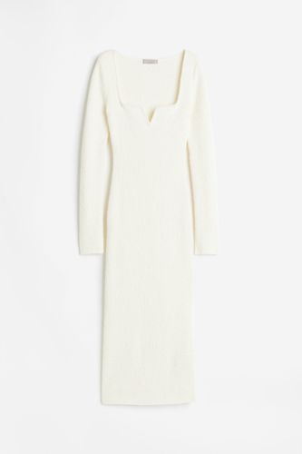 Kleid aus Boucléstrick Cremefarben, Alltagskleider in Größe XL. Farbe: - H&M - Modalova