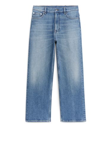 ROSE CROPPED Straight Stretchjeans Blau in Größe W 31. Farbe: - Arket - Modalova