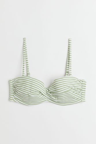 Balconette-Bikinitop Hellgrün/Weiß gestreift, Bikini-Oberteil in Größe 75D. Farbe: - H&M - Modalova
