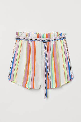 Shorts aus Lyocellmix Weiß/Gestreift in Größe XXL. Farbe: - H&M - Modalova
