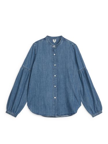 Jeansbluse mit Puffärmeln Blau, Blusen in Größe 32. Farbe: - Arket - Modalova