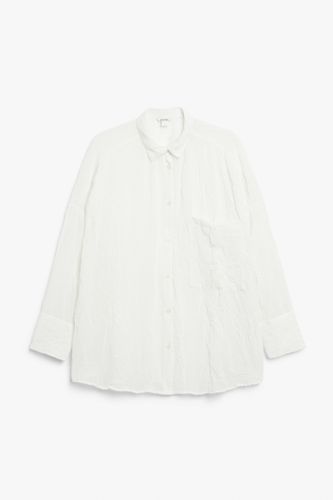Langärmeliges Hemd in Knitteroptik Weiß, Freizeithemden Größe M. Farbe: - Monki - Modalova