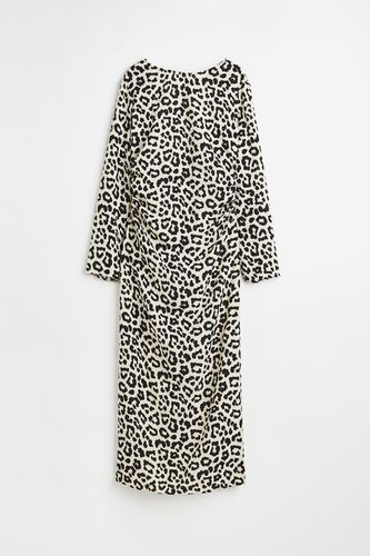 Gemustertes Kleid Weiß/Leopardenmuster, Alltagskleider in Größe 34. Farbe: - H&M - Modalova
