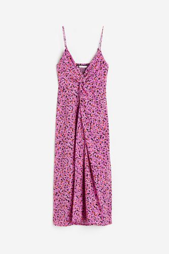 Kleid mit V-Ausschnitt Lila/Geblümt, Alltagskleider in Größe M. Farbe: - H&M - Modalova