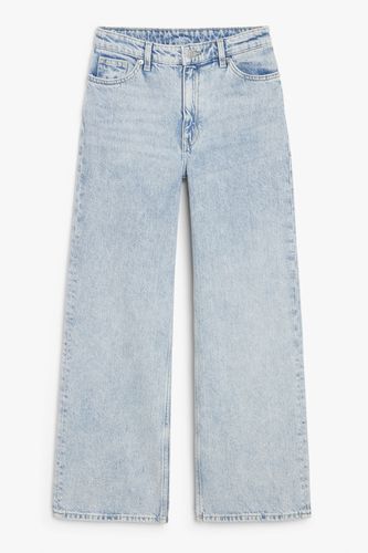 Hohe, weite, knöchellange hellblaue Jeans Yoko Sonnengebleichtes Blau, Baggy in Größe W 25. Farbe: - Monki - Modalova